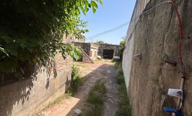Terreno / Lote en venta de 430m2 ubicado en Ramos Mejía