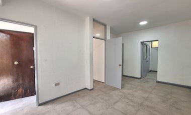 ROMÁN DÍAZ  / CIRUJANO VIDELA / METRO MONSEÑOR EYZAGUIRRE