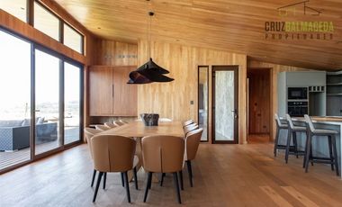 Casa en Venta en Costa Panguipulli, completamente amoblada