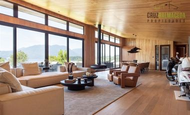 Casa en Venta en Costa Panguipulli, completamente amoblada