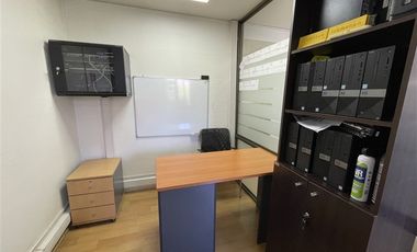Oficina en Arriendo en Providencia/Las Urbinas