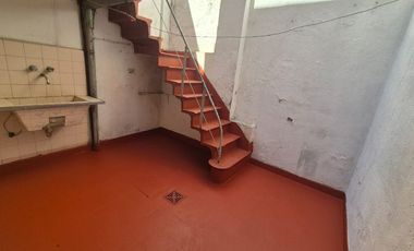 Casa PH en venta en Piñeyro