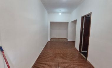 Casa PH en venta en Piñeyro
