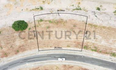 Terreno en Venta de Oportunidad.. ! en Urbanización privada Montecristi