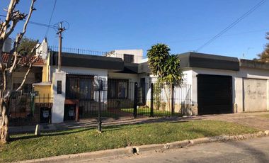 Casa en venta en Quilmes Oeste