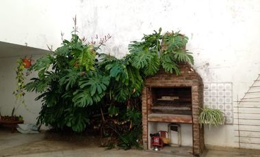 Chalet en venta en Bernal Centro