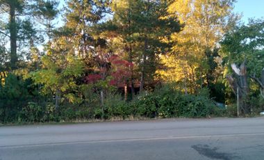 Parcela con casa, en Pueblo de Rari