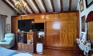 Venta de casa en Del valle centro San Francisco con amplio jardín