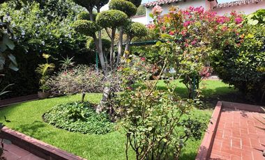 Venta de casa en Del valle centro San Francisco con amplio jardín