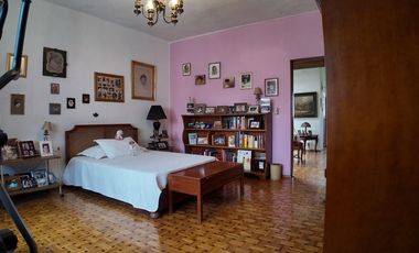 Venta de casa en Del valle centro San Francisco con amplio jardín