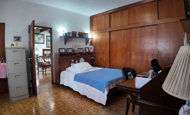 Venta de casa en Del valle centro San Francisco con amplio jardín