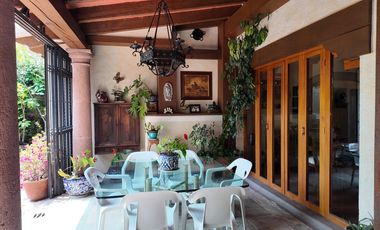 Venta de casa en Del valle centro San Francisco con amplio jardín