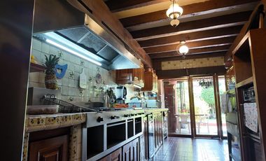 Venta de casa en Del valle centro San Francisco con amplio jardín