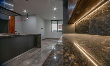 CASA NUEVA DE LUJO EN VENTA EN PUERTA LAS LOMAS