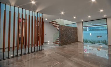 CASA NUEVA DE LUJO EN VENTA EN PUERTA LAS LOMAS