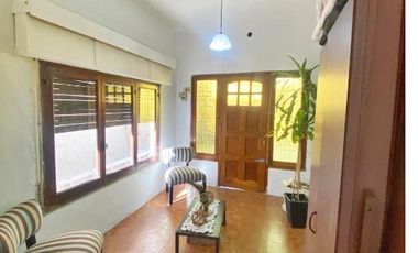 Casa para 2 Familias en venta en Lanus Oeste