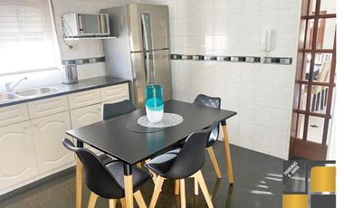 Casa para 2 Familias en venta en Lanus Oeste