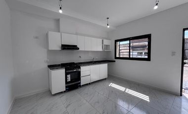 Departamento Tipo Casa en venta en Piñeyro