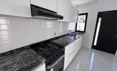 Departamento Tipo Casa en venta en Avellaneda Oeste