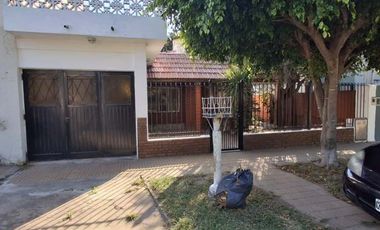 Casa en venta en Quilmes Oeste