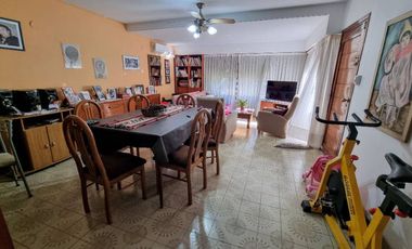 Casa en venta en Quilmes Oeste