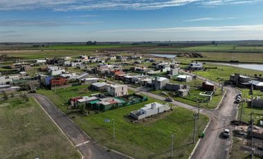Lote en Fincas del Rosedal II. Lagos Artificiales. Financiación. Ibarlucea, cercquita a Funes