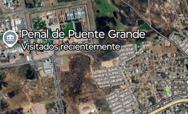 Se vende terreno la penal