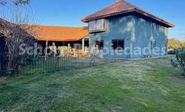 Casa en Venta en Orilla de Camino a Colín, cerca de talca, parcela de 5000 m2 con gran casa habitación