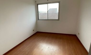 Triplex en venta en Villa Luzuriaga