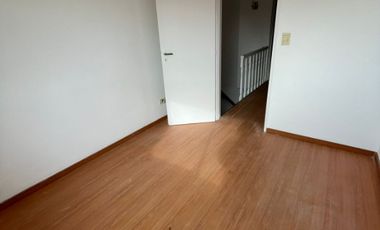 Triplex en venta en Villa Luzuriaga