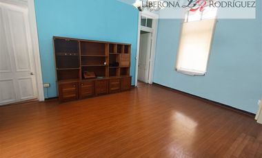 Casa en Arriendo en Casa antigua, en segundo piso, Subida Washington