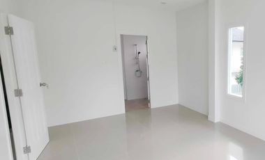 Single house for sale Suwan Raya Mine Project, Chiang Rai, newly renovated, 2-story detached house, good location, in a housing development project, g
