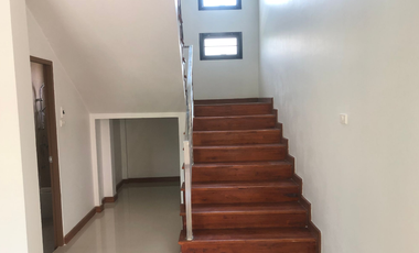 Single house for sale DeeProm Ville Nakhon Sawan project, newly renovated, 2-story detached house, community location. Next to Phahonyothin Road (High