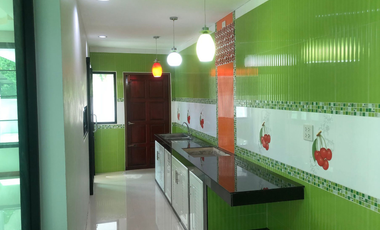 Single house for sale DeeProm Ville Nakhon Sawan project, newly renovated, 2-story detached house, community location. Next to Phahonyothin Road (High