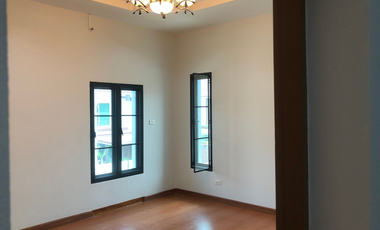Single house for sale DeeProm Ville Nakhon Sawan project, newly renovated, 2-story detached house, community location. Next to Phahonyothin Road (High