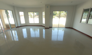 Single house for sale Romruen Green Park Wang Noi project, newly renovated, 2-story detached house, good location, easy to travel in and out. Next to