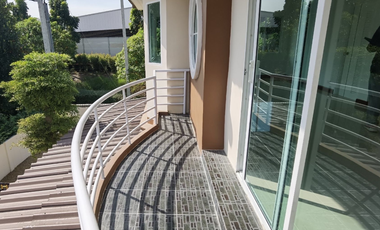 Single house for sale Romruen Green Park Wang Noi project, newly renovated, 2-story detached house, good location, easy to travel in and out. Next to