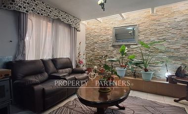 Venta casa 2 pisos, Villa Los Volcanes