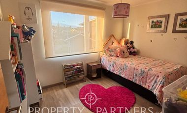 Casa en venta en excelente condominio