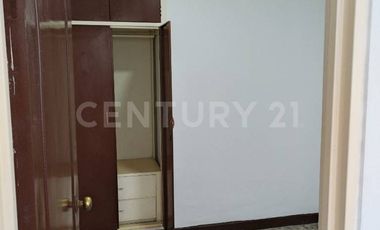 Casa Barrio Departamental, excelentes acabados 1er piso, con garage