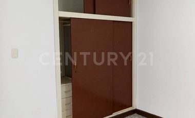 Casa Barrio Departamental, excelentes acabados 1er piso, con garage