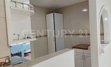 Casa Barrio Departamental, excelentes acabados 1er piso, con garage