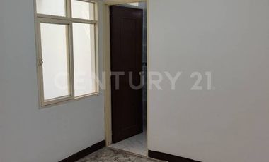 Casa Barrio Departamental, excelentes acabados 1er piso, con garage