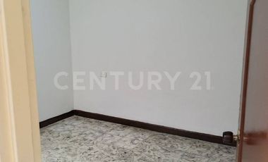 Casa Barrio Departamental, excelentes acabados 1er piso, con garage