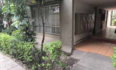 Se vende departamento 1° piso, La Reina