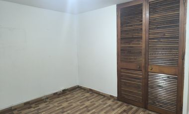 Se vende departamento 1° piso, La Reina