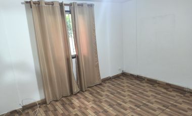 Se vende departamento 1° piso, La Reina