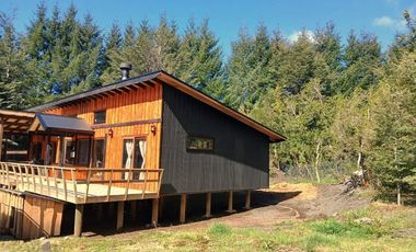 Venta terreno con casa, camino al Volcán Pucón