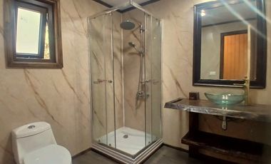 Venta terreno con casa, camino al Volcán Pucón