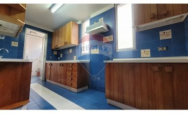 En arriendo amplio depto Providencia